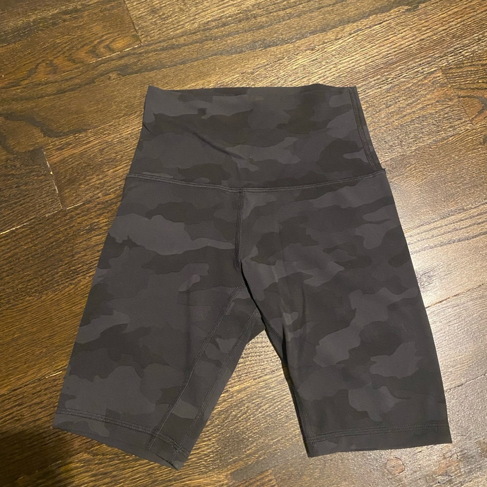 LuluLemon camo print shorts 
Size 4